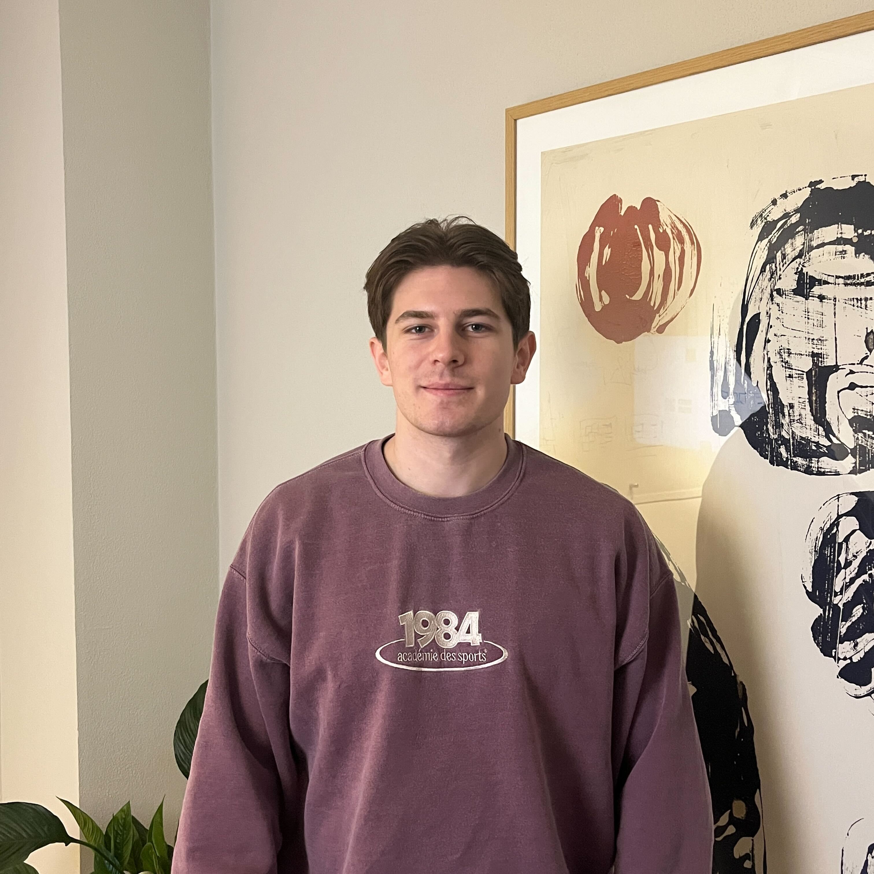 Mød Noah – ny E-mail Marketing-praktikant hos Searchmind